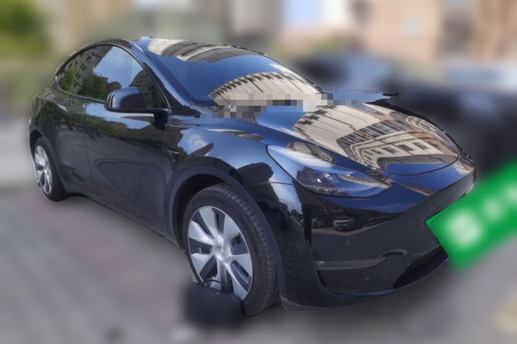 Used Tesla Model Y 2022 Revised Version Long-Range All-Wheel Drive Front Right 45 Deg