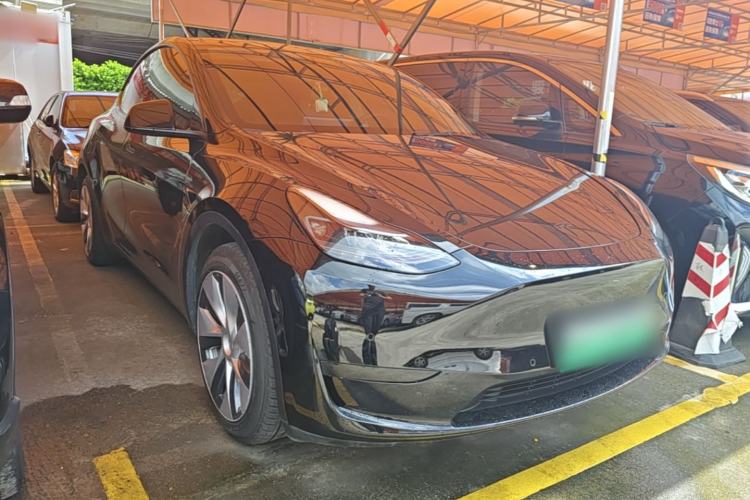 Used Tesla Model Y 2022 Revised Version Rear-Wheel Drive Front Right 45 Deg
