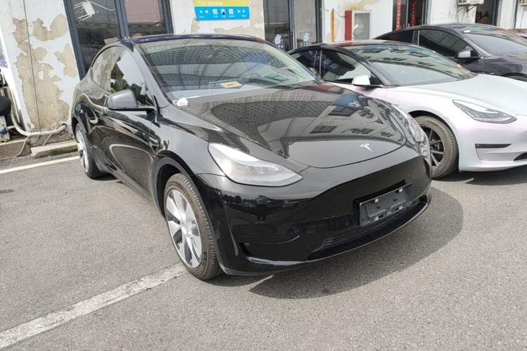 Used Tesla Model Y 2022 Revised Version Rear-Wheel Drive Front Right 45 Deg