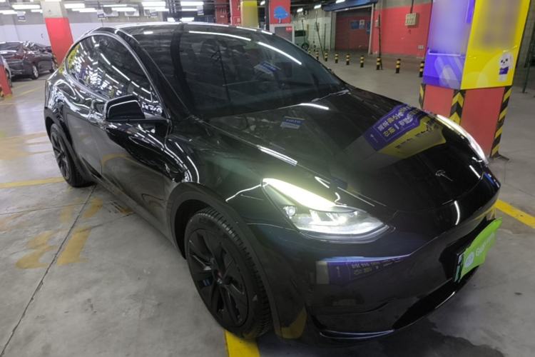 Used Tesla Model Y 2022 Revised Version Rear-Wheel Drive Front Right 45 Deg