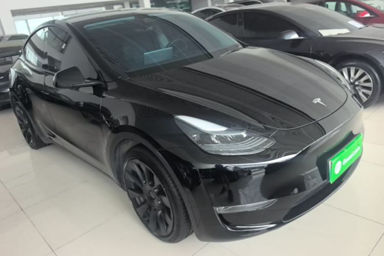Used Tesla Model Y 2022 Revised Version Long-Range All-Wheel Drive Front Right 45 Deg