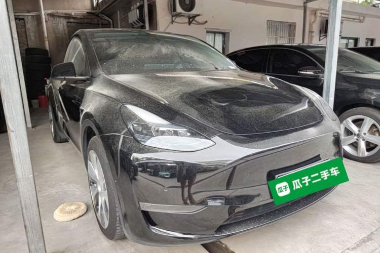 Used Tesla Model Y 2022 Revised Version Long-Range All-Wheel Drive Front Right 45 Deg