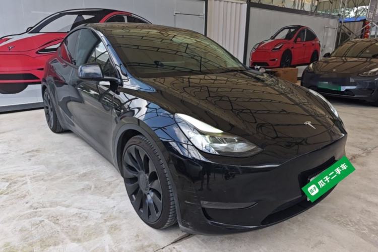 Used Tesla Model Y 2022 Performance High-Performance All-Wheel-Drive Version Front Right 45 Deg