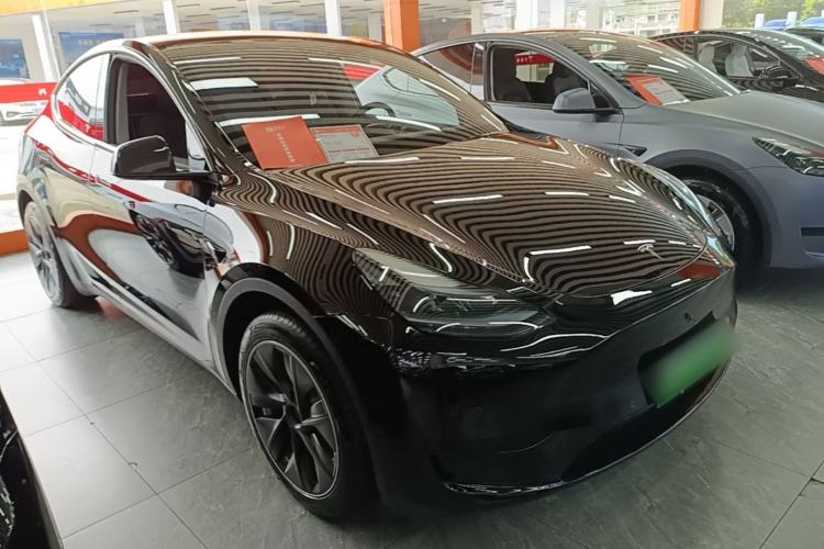 Used Tesla Model Y 2022 Revised Version Rear-Wheel Drive Front Right 45 Deg