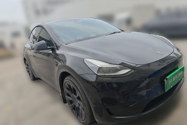Used Tesla Model Y 2022 Rear-Wheel-Drive Version Front Right 45 Deg