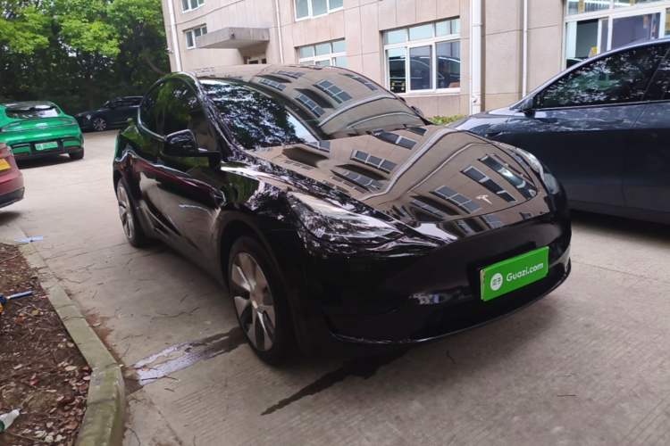 Used Tesla Model Y 2022 Revised Version Rear-Wheel Drive Front Right 45 Deg