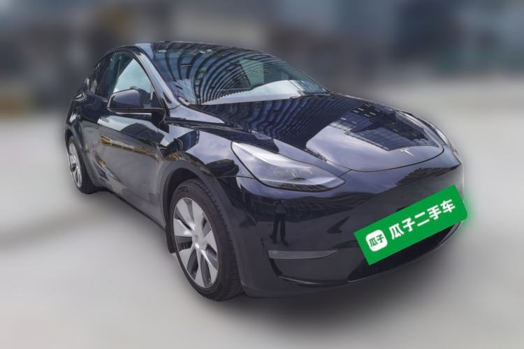 Used Tesla Model Y 2022 Revised Version Long-Range All-Wheel Drive Front Right 45 Deg
