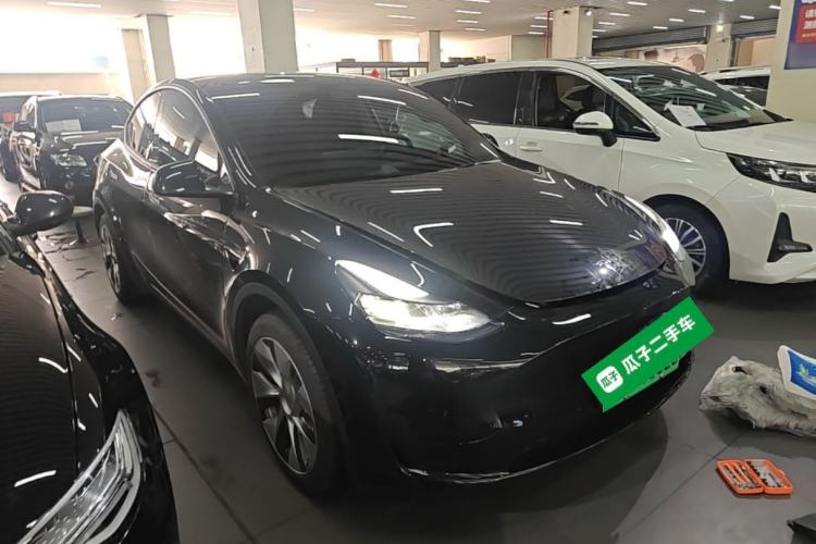 Used Tesla Model Y 2022 Revised Version Rear-Wheel Drive Front Right 45 Deg