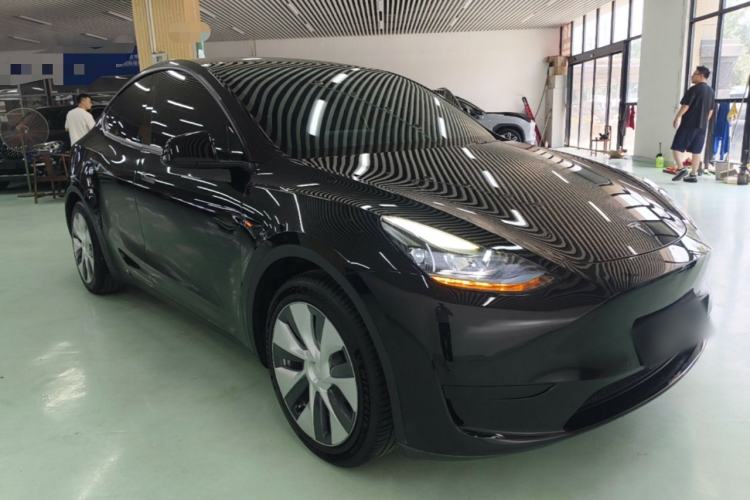 Used Tesla Model Y 2022 Revised Version Rear-Wheel Drive Front Right 45 Deg