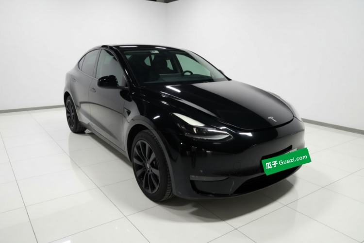 Used Tesla Model Y 2022 Revised Version Long-Range All-Wheel Drive Front Right 45 Deg