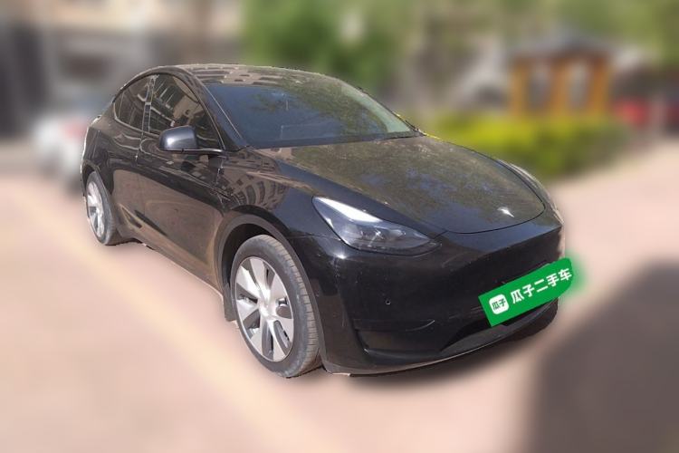 Used Tesla Model Y 2022 Rear-Wheel-Drive Version Front Right 45 Deg