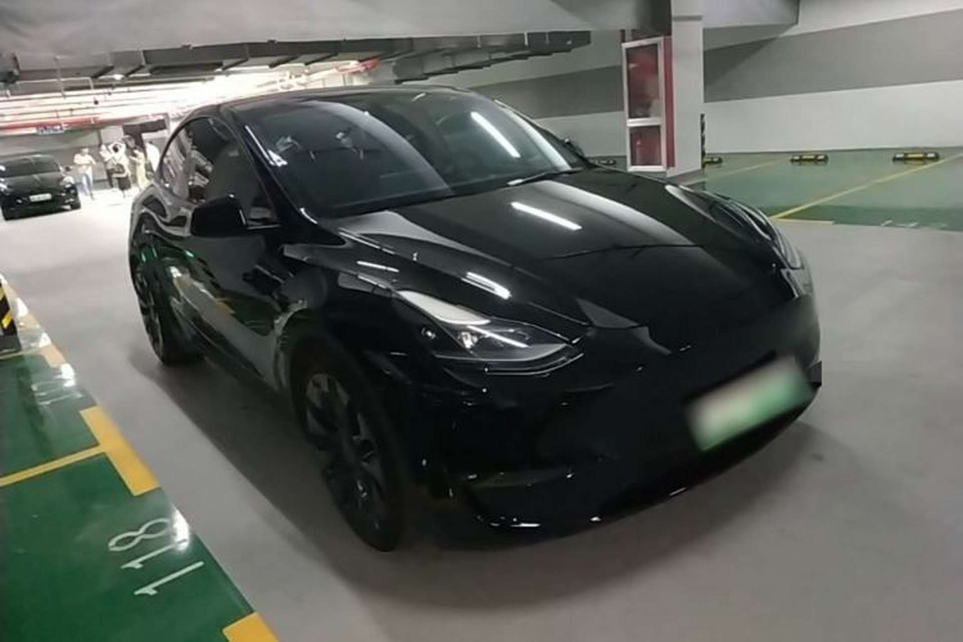 Used Tesla Model Y 2022 Performance High-Performance All-Wheel-Drive Version Front Right 45 Deg