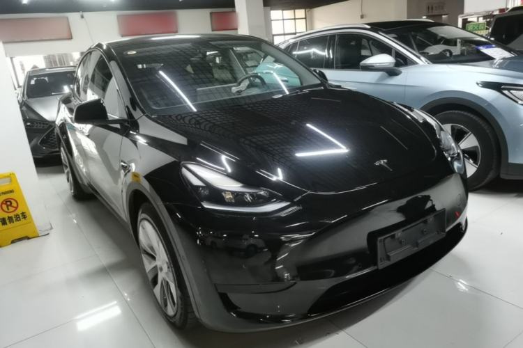 Used Tesla Model Y 2022 Revised Version Rear-Wheel Drive Front Right 45 Deg