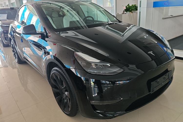 Used Tesla Model Y 2022 Revised Version Long-Range All-Wheel Drive Front Right 45 Deg