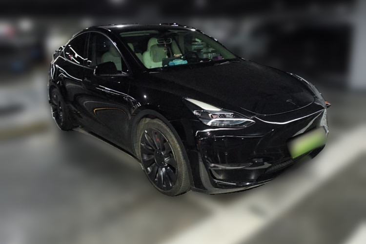 Used Tesla Model Y 2022 Performance High-Performance All-Wheel-Drive Version Front Right 45 Deg
