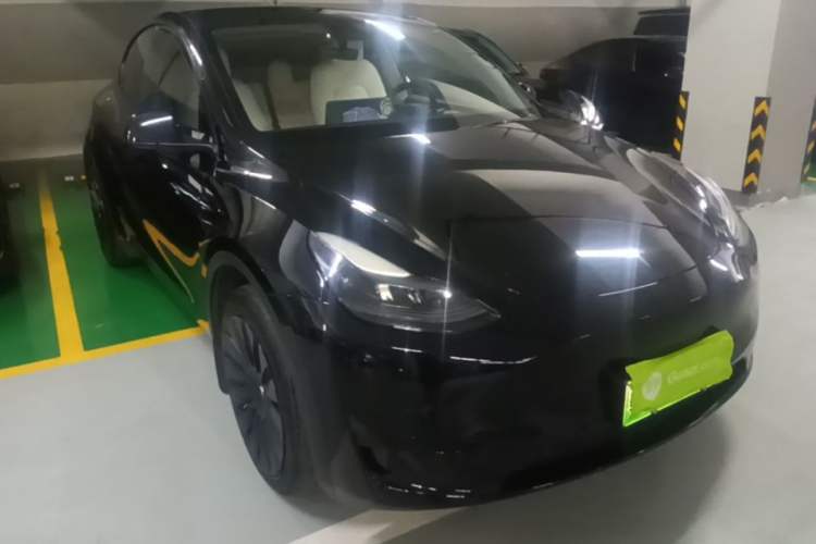 Used Tesla Model Y 2022 Revised Version Rear-Wheel Drive Front Right 45 Deg