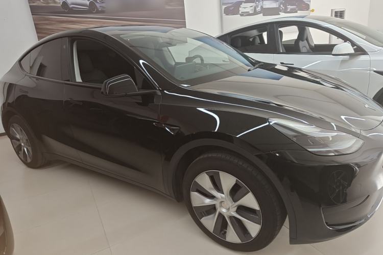 Used Tesla Model Y 2022 Revised Version Rear-Wheel Drive Front Right 45 Deg