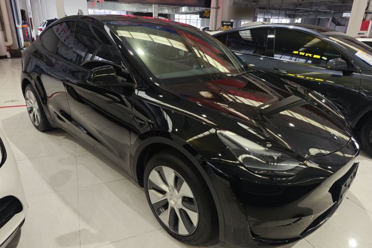 Used Tesla Model Y 2022 Revised Version Rear-Wheel Drive Front Right 45 Deg