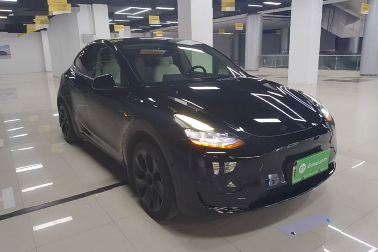 Used Tesla Model Y 2022 Revised Version Rear-Wheel Drive Front Right 45 Deg