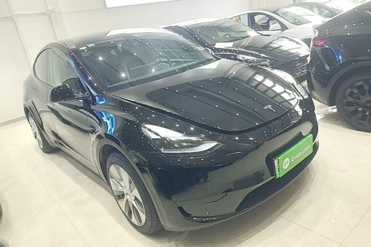 Used Tesla Model Y 2022 Revised Version Rear-Wheel Drive Front Right 45 Deg