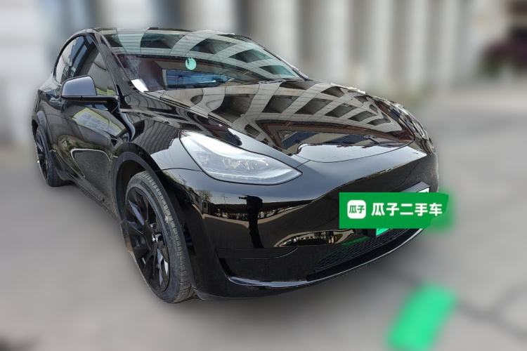 Used Tesla Model Y 2022 Rear-Wheel-Drive Version Front Right 45 Deg