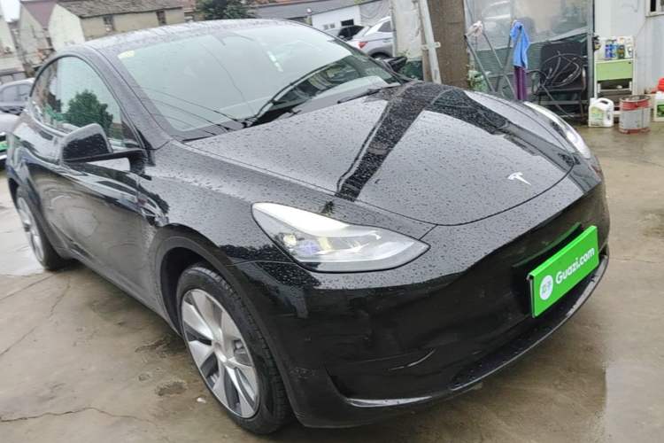 Used Tesla Model Y 2022 Revised Version Rear-Wheel Drive Front Right 45 Deg