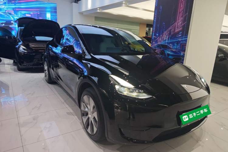 Used Tesla Model Y 2022 Revised Version Rear-Wheel Drive Front Right 45 Deg