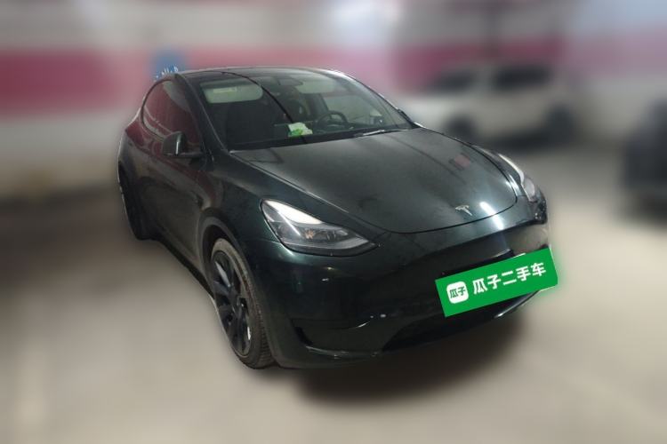 Used Tesla Model Y 2022 Rear-Wheel-Drive Version Front Right 45 Deg