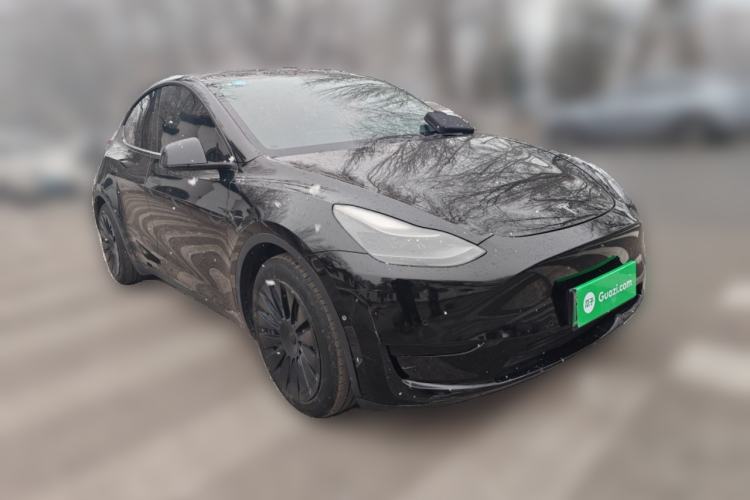 Used Tesla Model Y 2022 Rear-Wheel-Drive Version Front Right 45 Deg