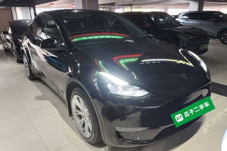 Used Tesla Model Y 2022 Revised Version Long-Range All-Wheel Drive Front Right 45 Deg