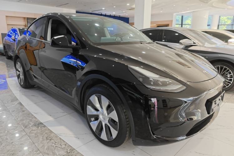 Used Tesla Model Y 2022 Revised Version Rear-Wheel Drive Front Right 45 Deg
