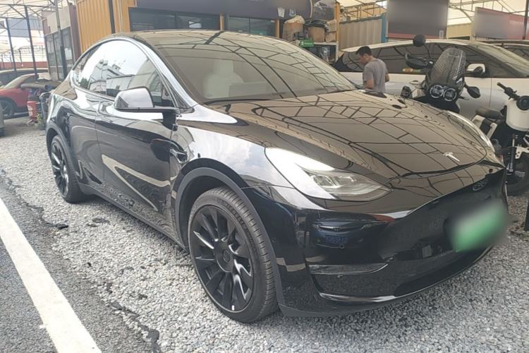 Used Tesla Model Y 2022 Revised Version Long-Range All-Wheel Drive Front Right 45 Deg