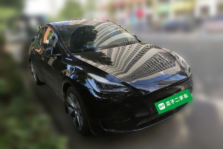 Used Tesla Model Y 2022 Rear-Wheel-Drive Version Front Right 45 Deg