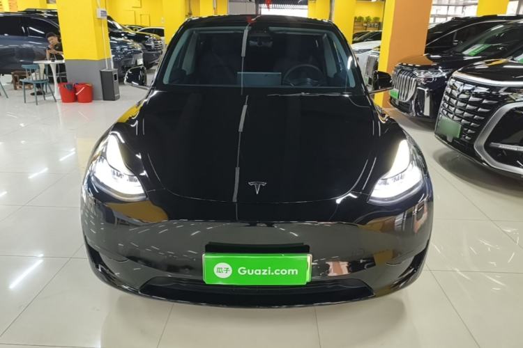 Used Tesla Model Y 2022 Rear-Wheel-Drive Version Front