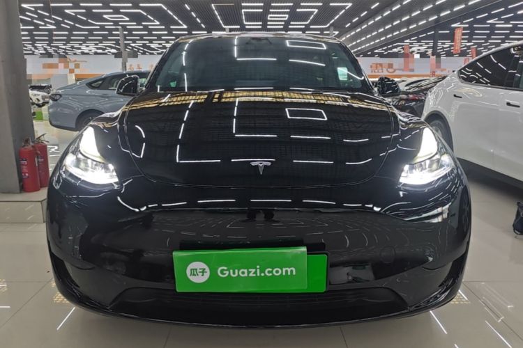 Used Tesla Model Y 2022 Rear-Wheel-Drive Version Front