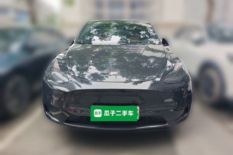 Used Tesla Model Y 2022 Rear-Wheel-Drive Version Front