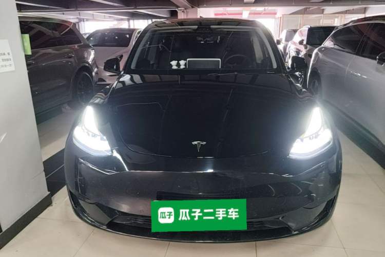 Used Tesla Model Y 2022 Rear-Wheel-Drive Version Front