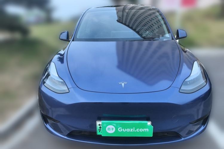 Used Tesla Model Y 2022 Rear-Wheel-Drive Version Front
