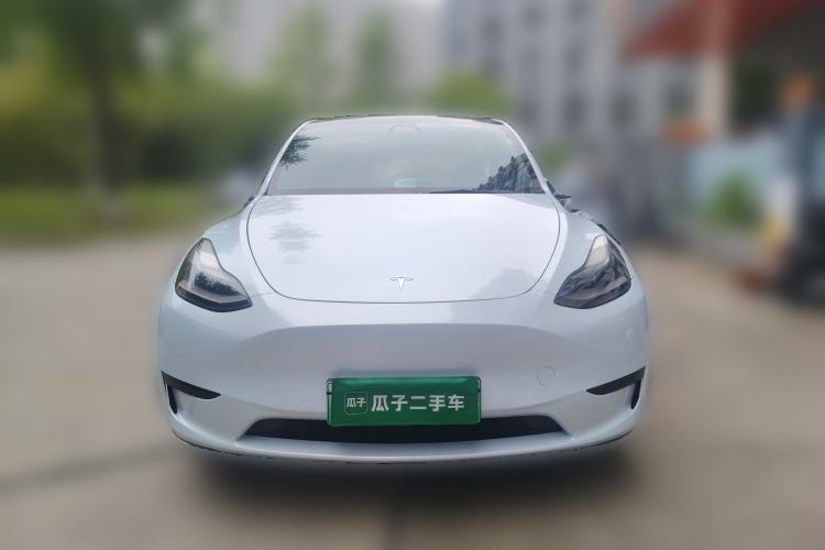 Used Tesla Model Y 2022 Rear-Wheel-Drive Version Front