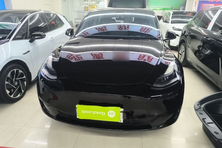 Used Tesla Model Y 2022 Rear-Wheel-Drive Version Front