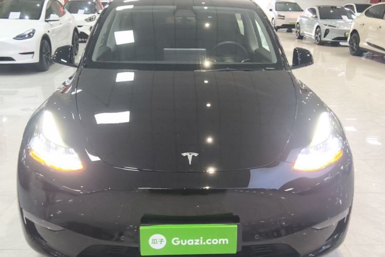 Used Tesla Model Y 2022 Long-Range All-Wheel-Drive Version Front