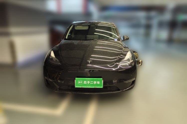 Used Tesla Model Y 2022 Long-Range All-Wheel-Drive Version Front