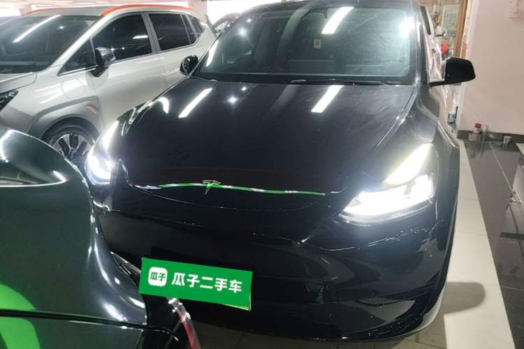 Used Tesla Model Y 2022 Rear-Wheel-Drive Version Front