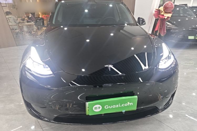 Used Tesla Model Y 2022 Rear-Wheel-Drive Version Front