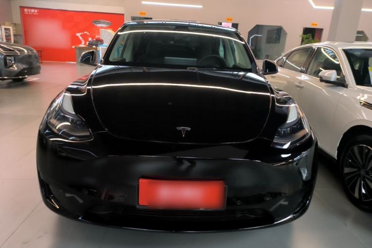 Used Tesla Model Y 2022 Rear-Wheel-Drive Version Front