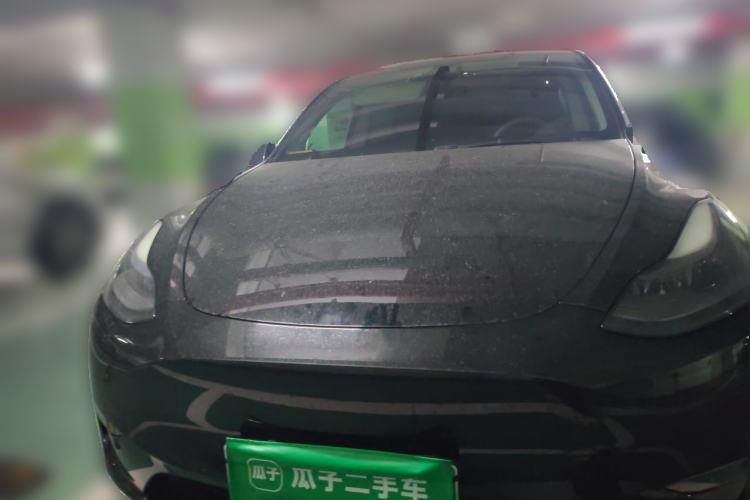 Used Tesla Model Y 2022 Long-Range All-Wheel-Drive Version Front