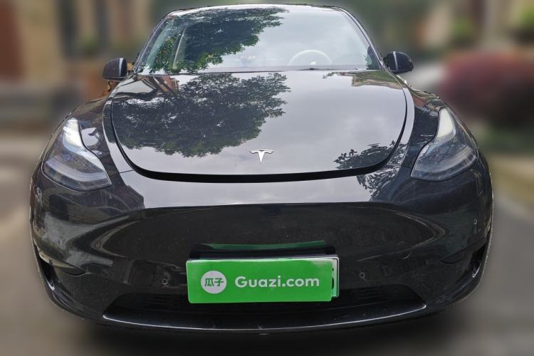 Used Tesla Model Y 2022 Rear-Wheel-Drive Version Front