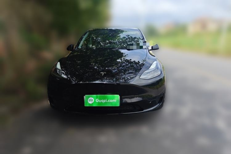 Used Tesla Model Y 2022 Rear-Wheel-Drive Version Front