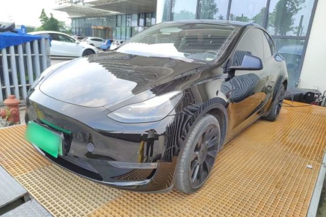 Used Tesla Model Y 2022 Long-Range All-Wheel-Drive Version