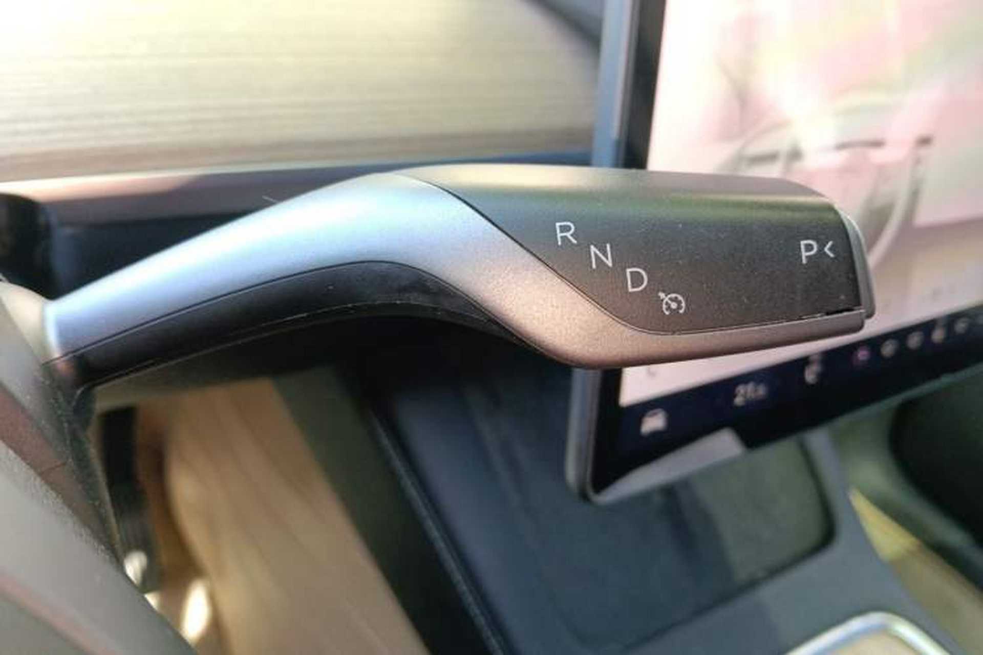 Used Tesla Model Y 2022 Long-Range All-Wheel-Drive Version Gear Lever